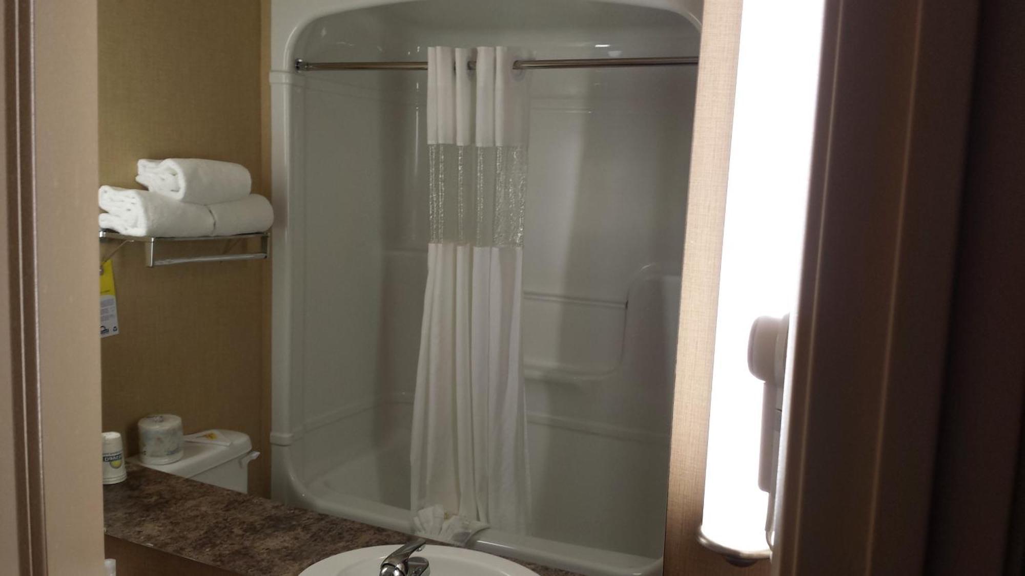 Studio (4 Adults)